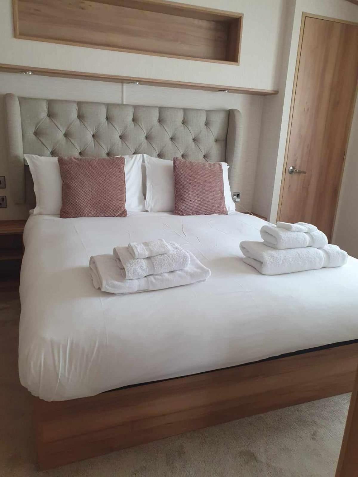 Apartament Isabel'S Retreat Mudeford Zewnętrze zdjęcie
